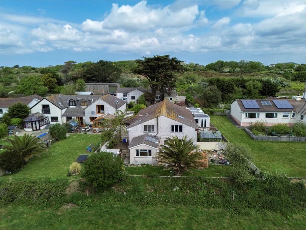 5 bedroom detached house in Prussia Cove going to auction great potential no chain great development opportunity