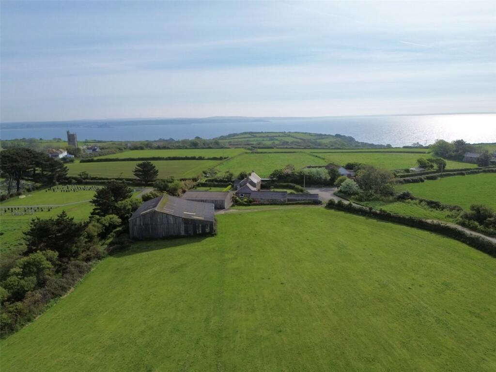 Land and house for sale in Paul