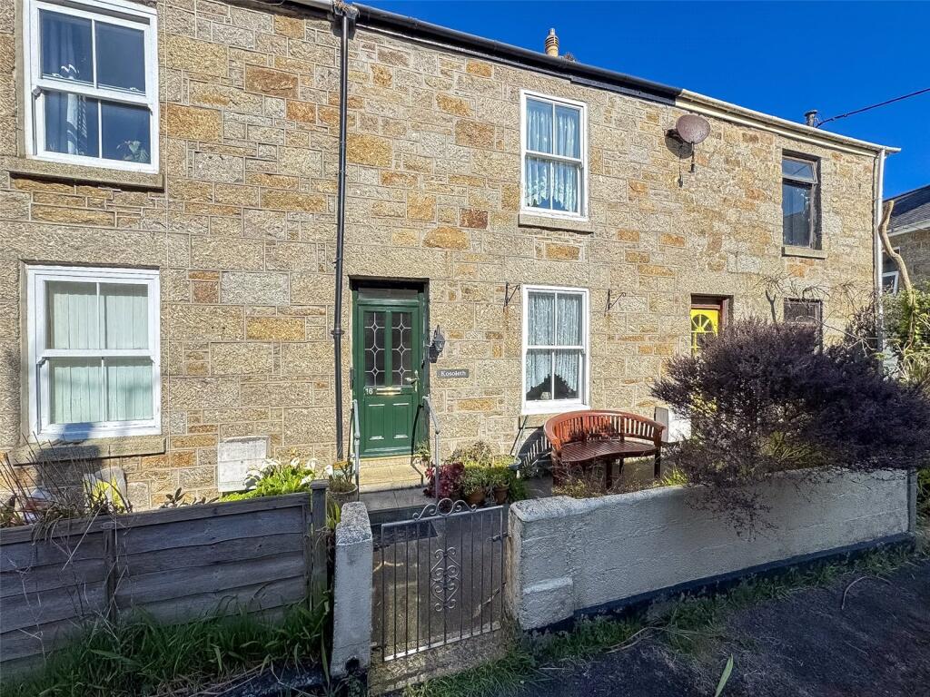 3 bedroom terraced house in penzance