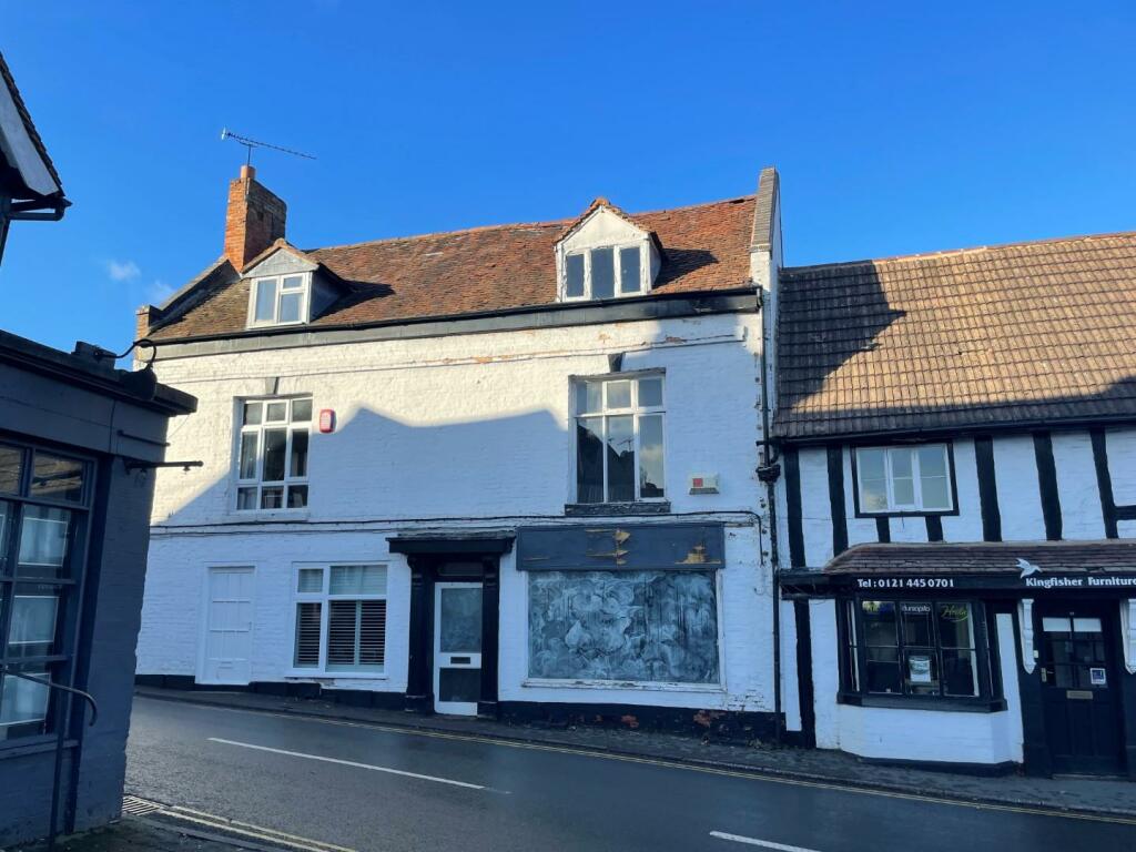 3 bedroom terraced house for sale in The Square, Alvechurch, Birmingham