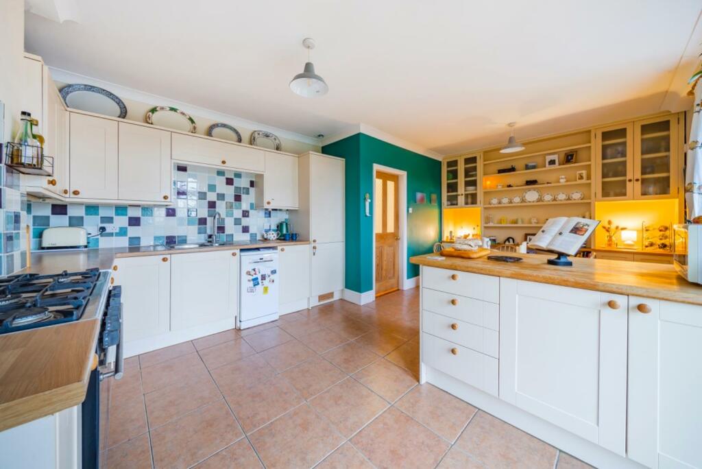 Additional property image - Feckenham Road, Headless Cross, Redditch