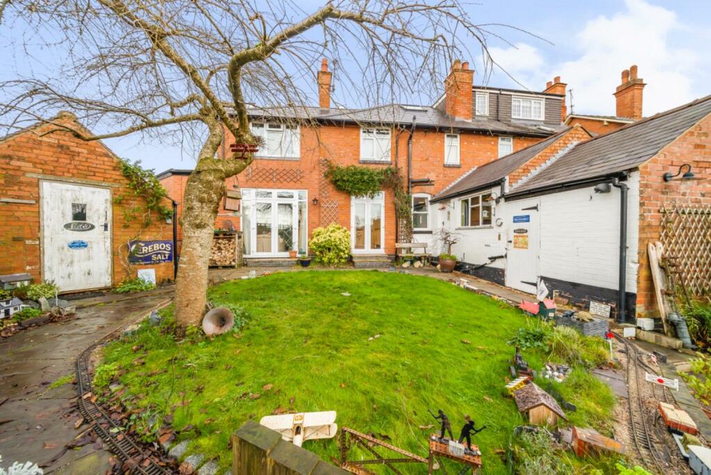 Additional property image - Feckenham Road, Headless Cross, Redditch