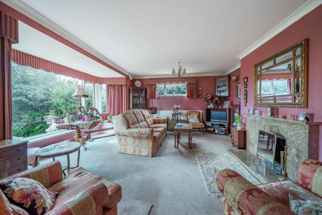 Additional property image - Crumpfields Lane, Redditch, B97
