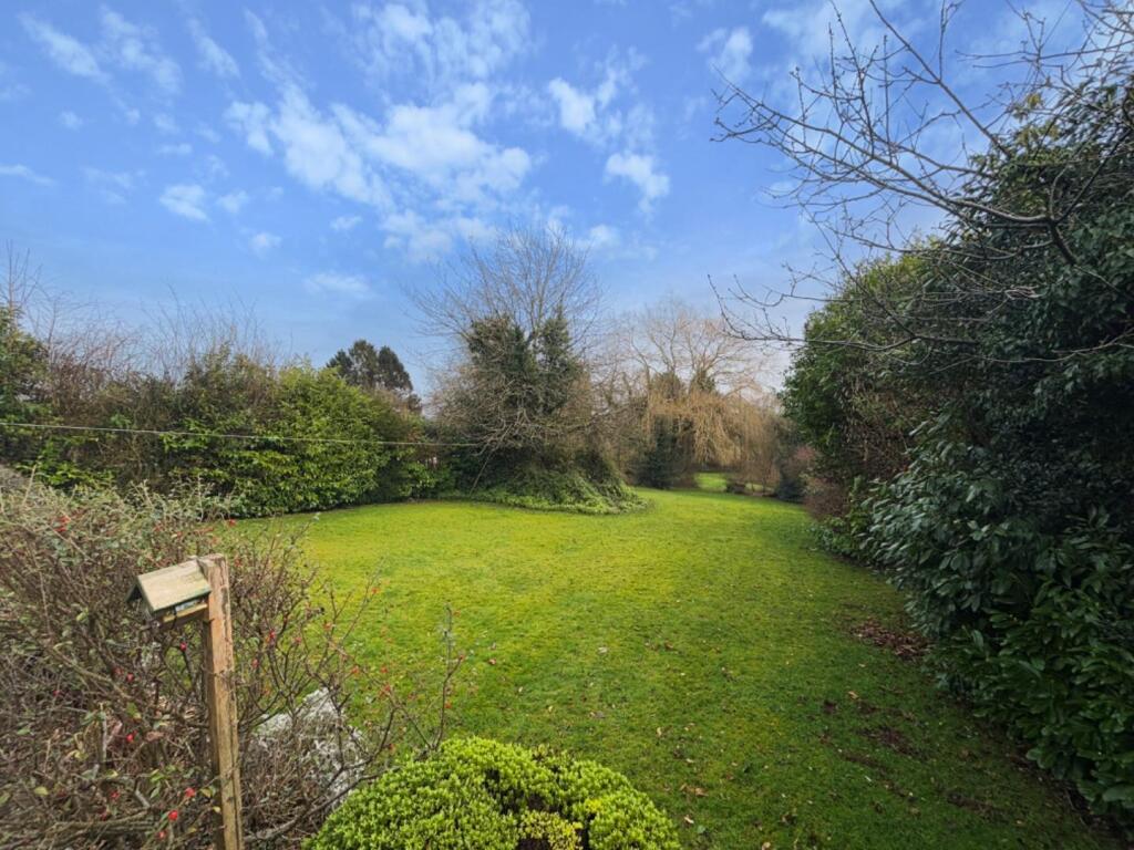Additional property image - Crumpfields Lane, Redditch, B97
