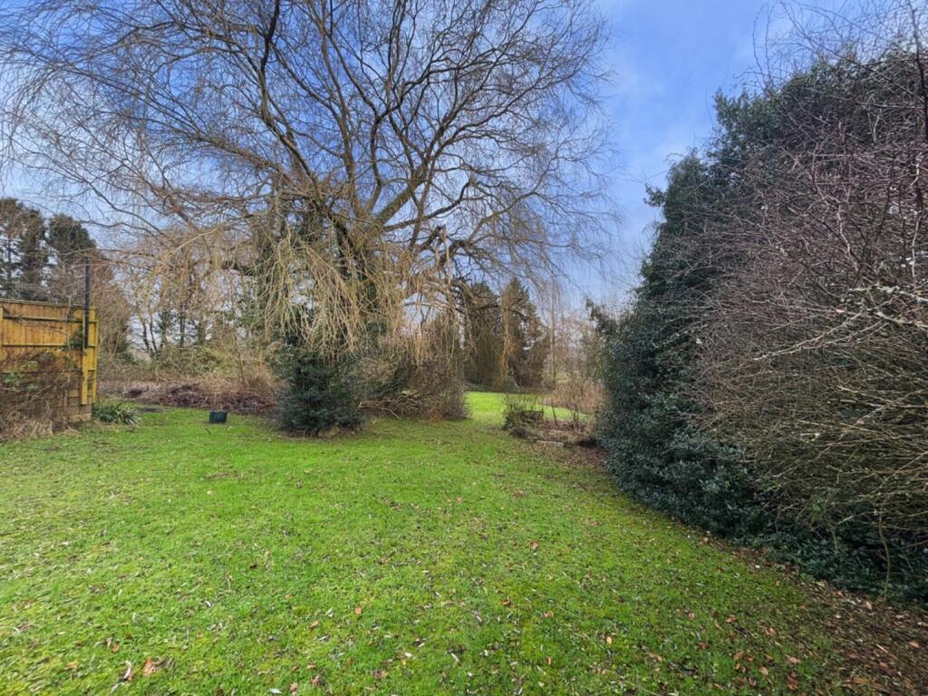 Additional property image - Crumpfields Lane, Redditch, B97