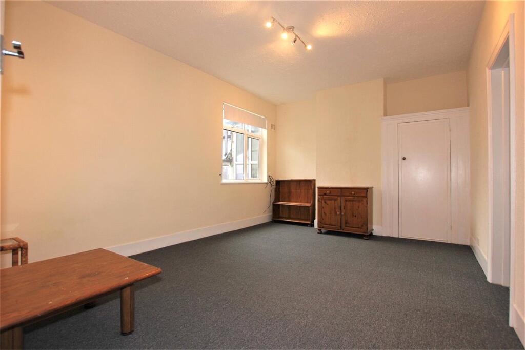 Main image of property: Woodhouse Road, North Finchley, London, N12