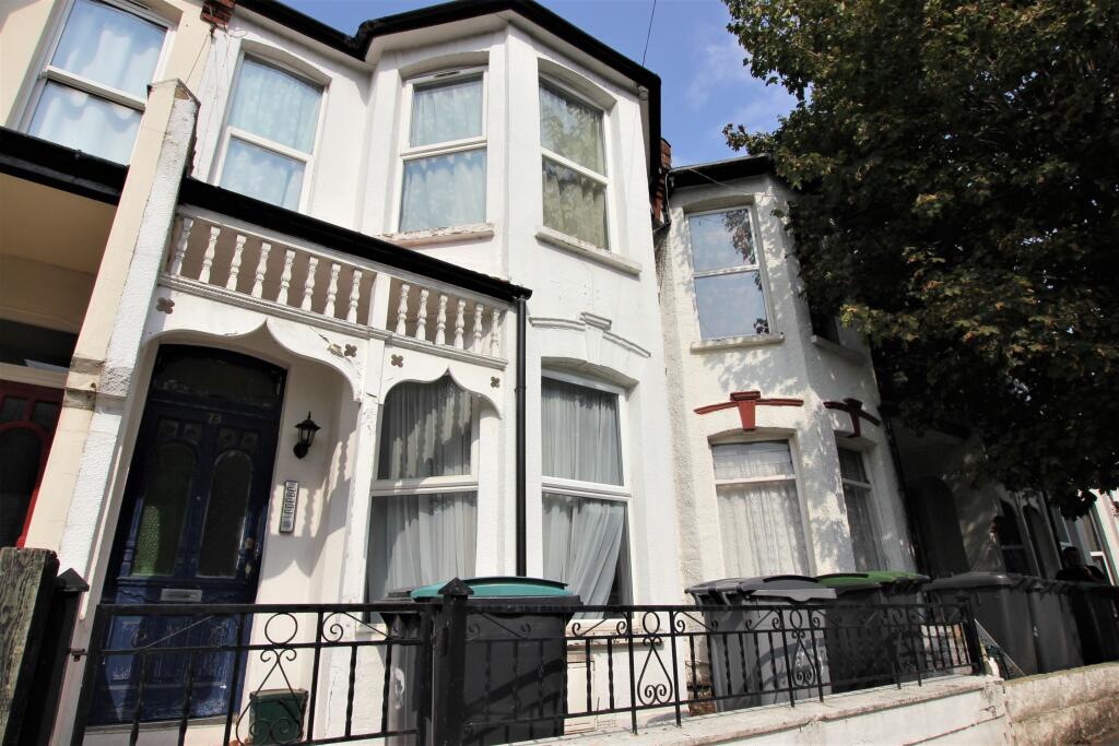 Main image of property: Arcadian Gardens, London, N22