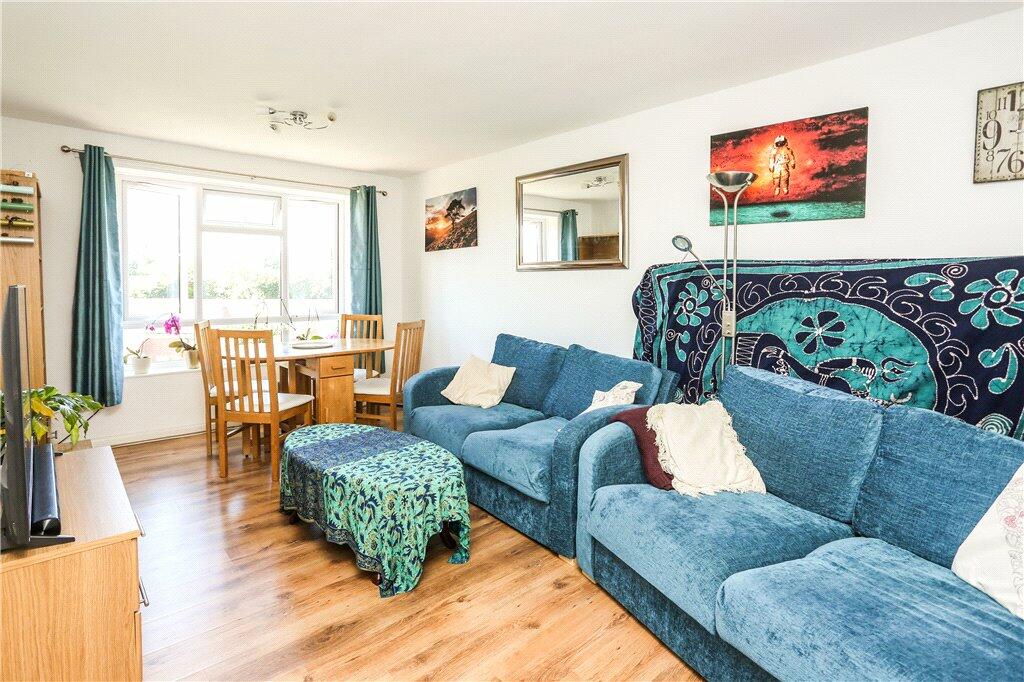 Additional property image - Whites Row, Kenilworth, Warwickshire