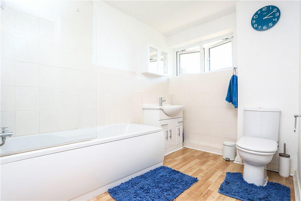 Additional property image - Whites Row, Kenilworth, Warwickshire