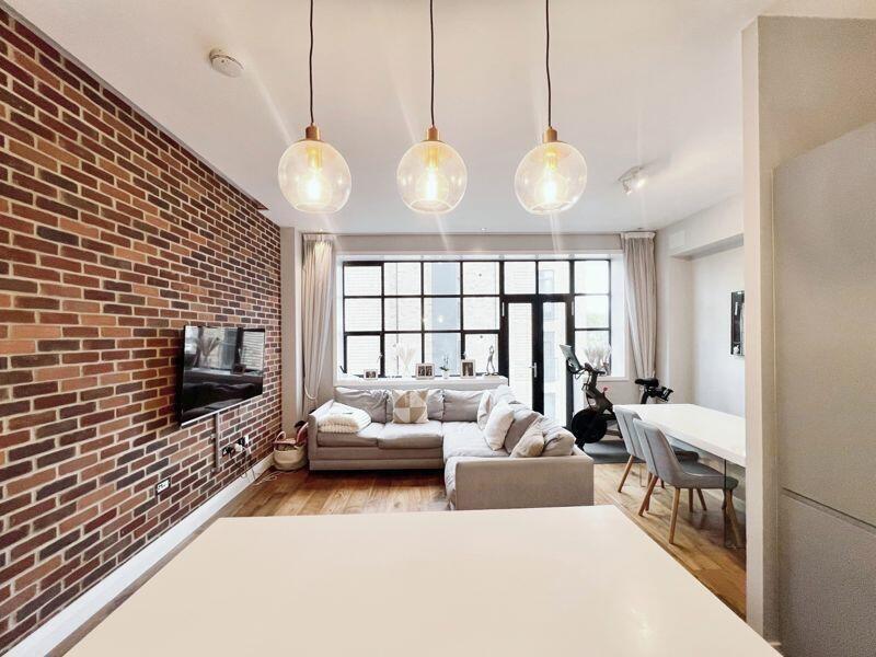 Main image of property: Grenville Place, London, NW7