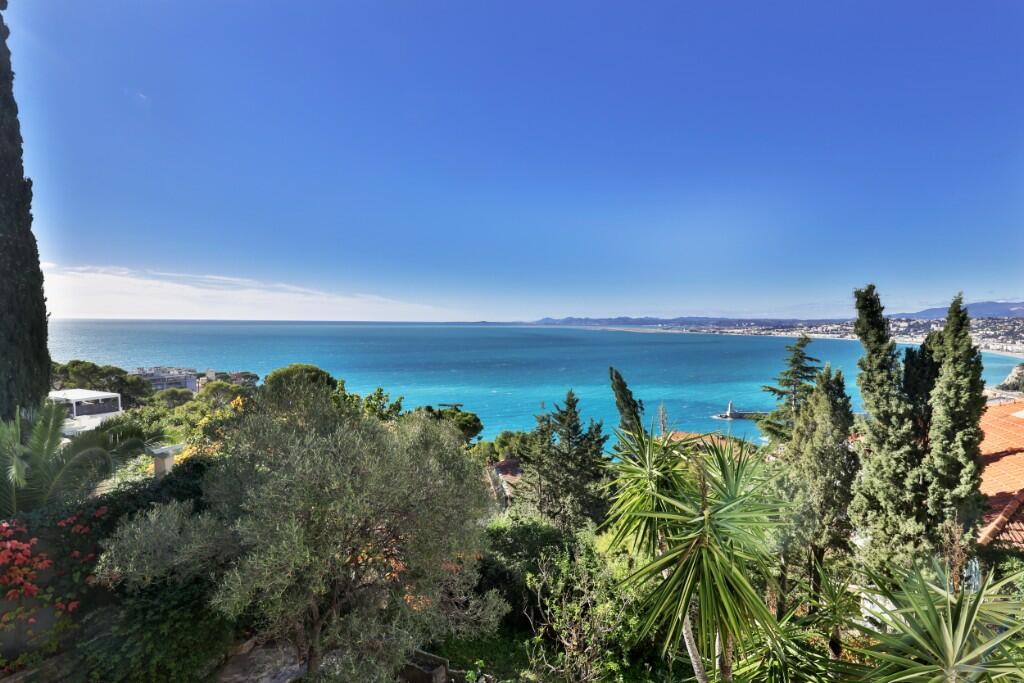 4-bedroom-villa-for-sale-in-nice-alpes-maritimes-provence-alps-cote-d