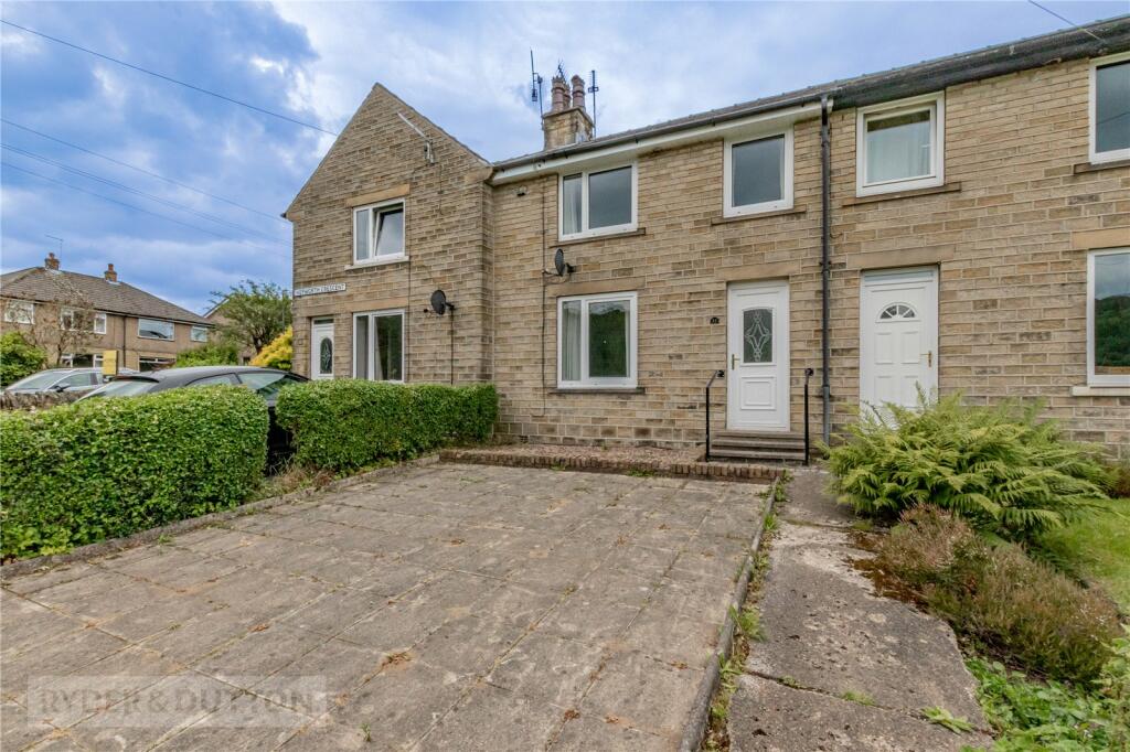 3 bedroom terraced house for sale in Hepworth Crescent, Hepworth