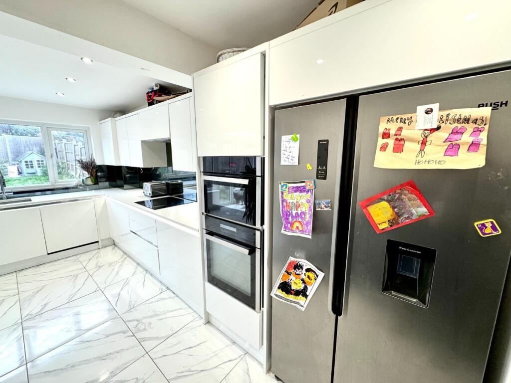 Additional property image - Swanbridge Road, Bexleyheath, Kent, DA7 5BP