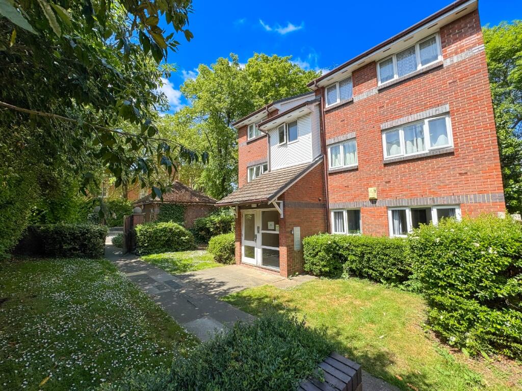 Main image of property: Red Lion Lane, Shooters Hill, London, SE18 4JH