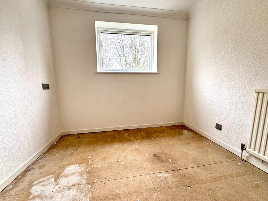 Additional property image - Manor Forstal, New Ash Green, Longfield, Kent, DA3 8JQ