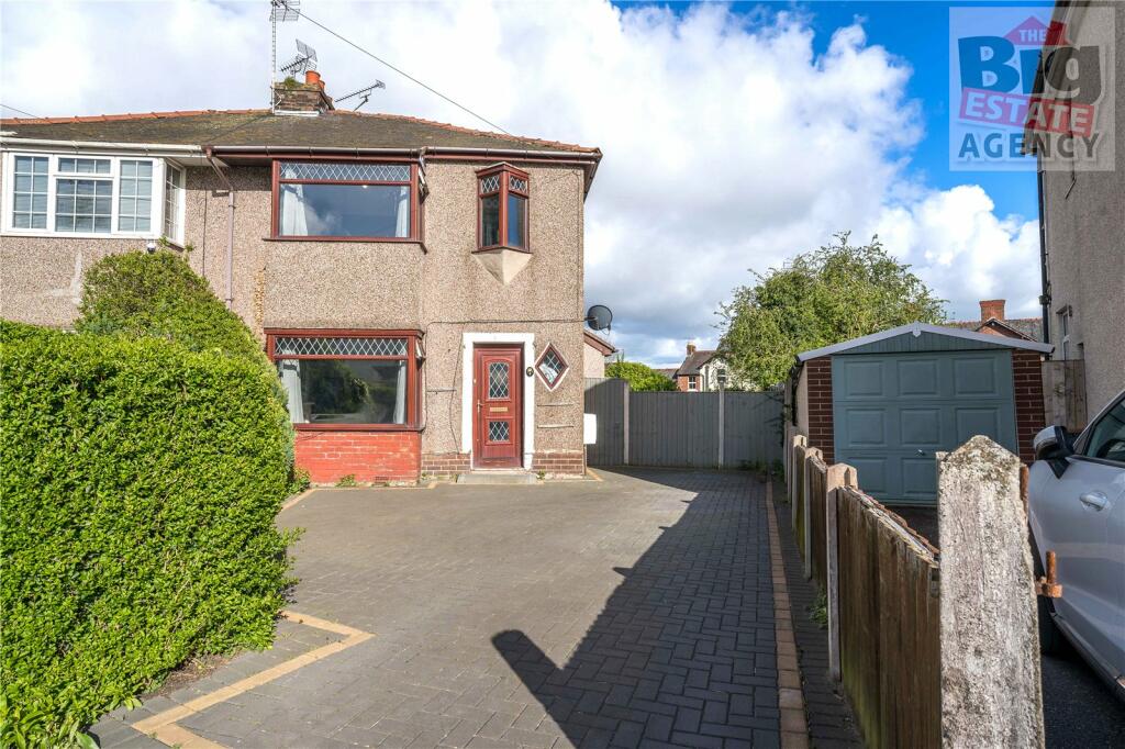 3 bedroom semidetached house for sale in Caernarvon Close, Shotton, CH5