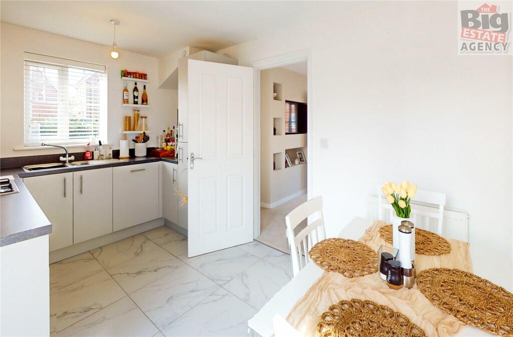 Additional property image - Ffordd Piran, Oakenholt, CH6