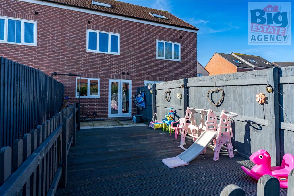 Additional property image - Ffordd Piran, Oakenholt, CH6