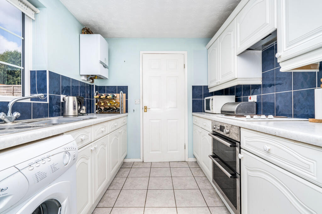 Main image of property: Stirling Crescent, Hedge End, SO30