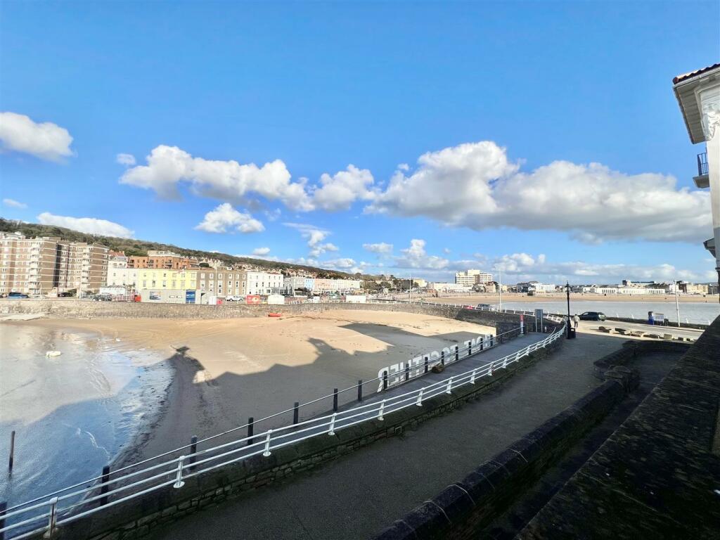 Additional property image - Knightstone Theatre, Weston-Super-Mare - NO CHAIN!