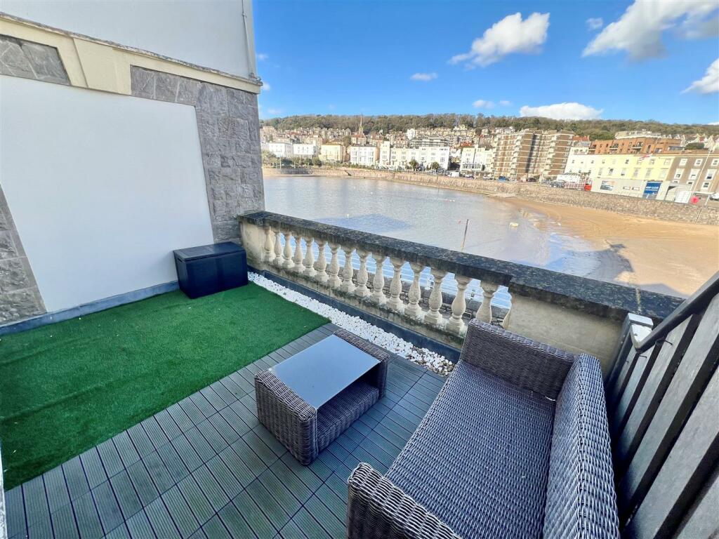 Additional property image - Knightstone Theatre, Weston-Super-Mare - NO CHAIN!