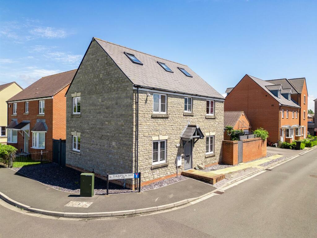 Additional property image - Thompson Way, West Wick - DECEPTIVE HOUSE!