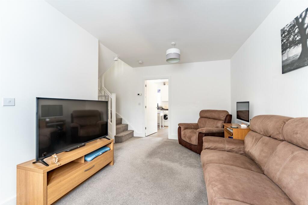 Additional property image - Lord Way, Locking Parklands - IMMACULATE