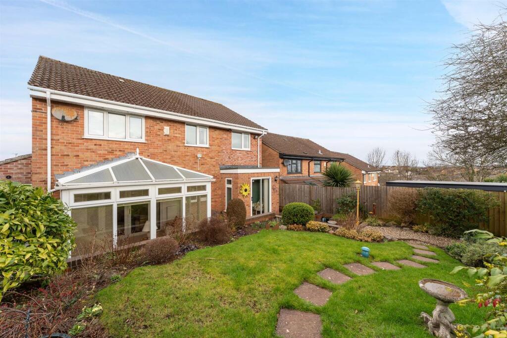 Additional property image - Rookery Close, Weston Hillside - OPEN OUTLOOK