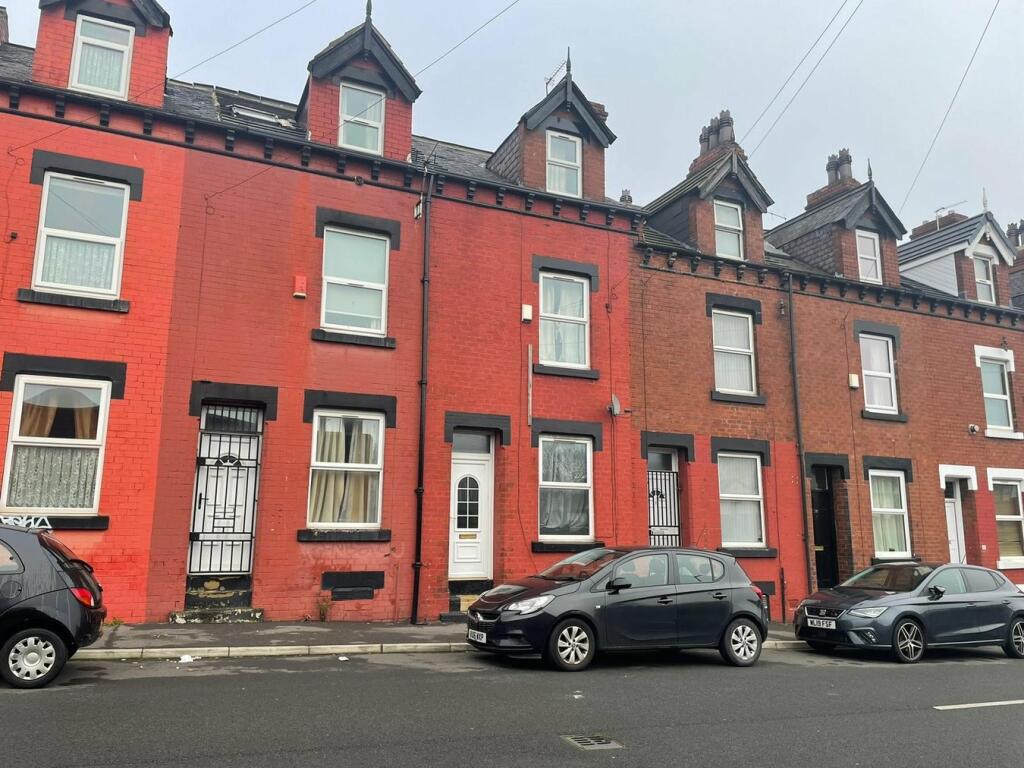 Main image of property: Harold Terrace, Burley, Leeds, LS6