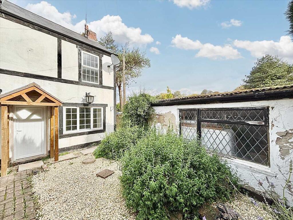 Main image of property: Green Cottage, Kirkby Lane, Pinxton