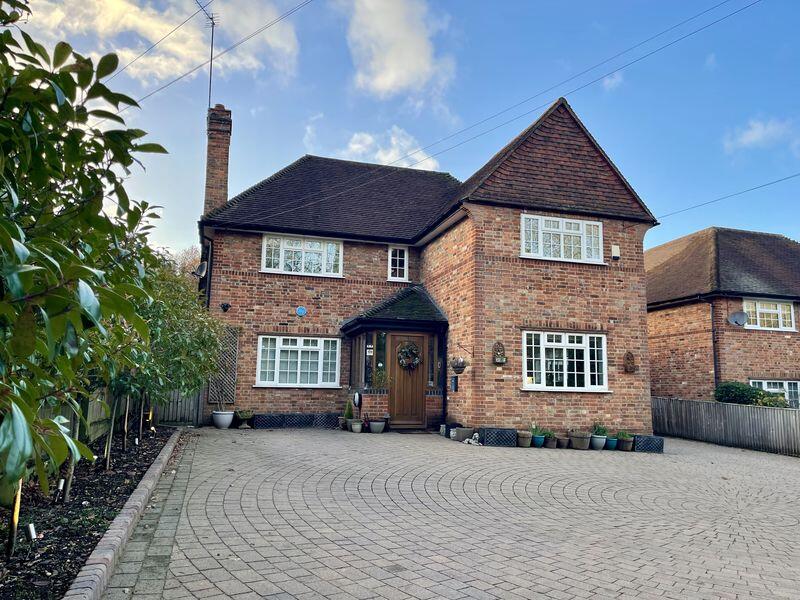 Main image of property: Amersham Road, Beaconsfield