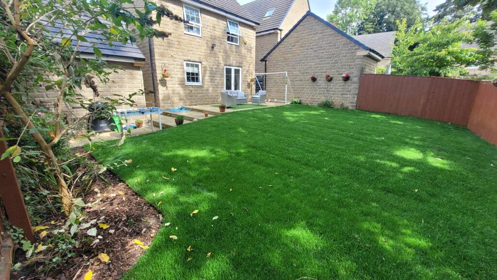 Additional property image - Bluebell Square, Wyke, BD12 8AZ
