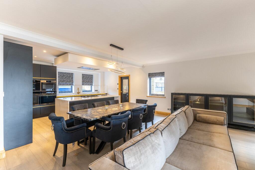 Additional property image - Westfield Lane, Wyke, BD12 9BY