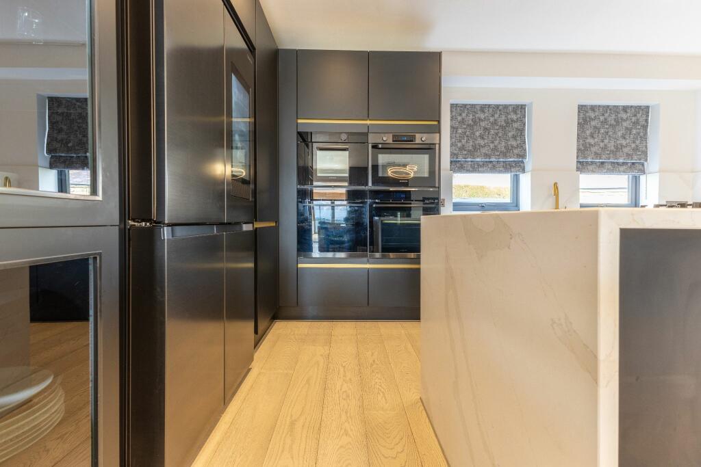 Additional property image - Westfield Lane, Wyke, BD12 9BY