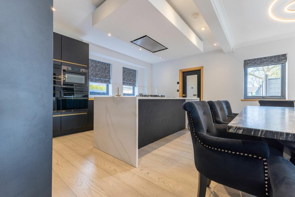 Additional property image - Westfield Lane, Wyke, BD12 9BY