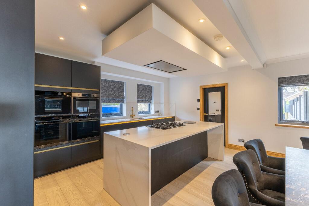Additional property image - Westfield Lane, Wyke, BD12 9BY