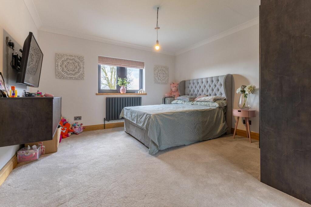 Additional property image - Westfield Lane, Wyke, BD12 9BY