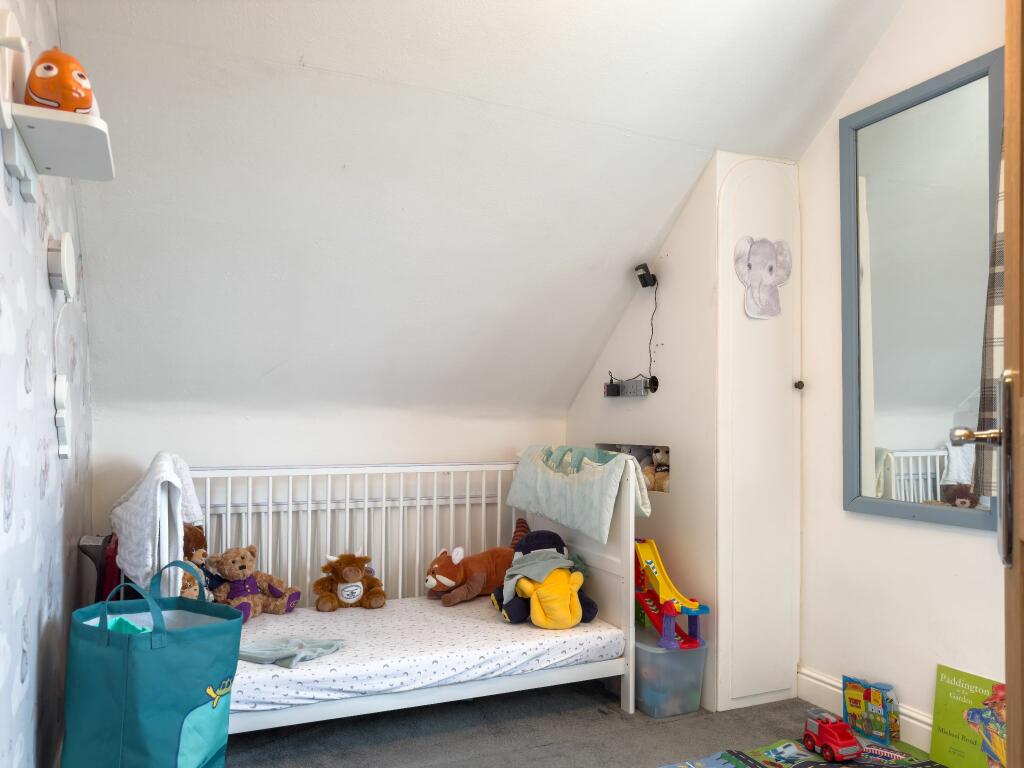 Additional property image - Elizabeth Crescent, Wyke, BD12 8NG