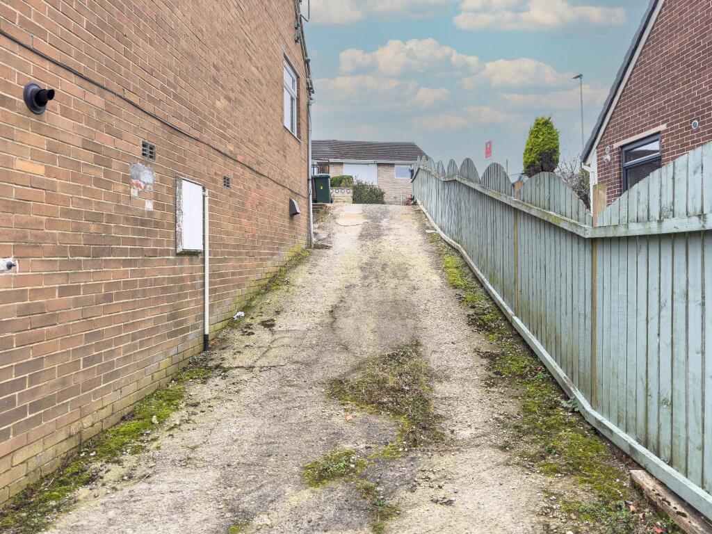Additional property image - Elizabeth Crescent, Wyke, BD12 8NG