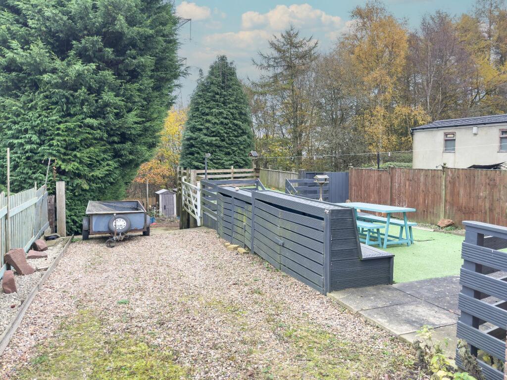 Additional property image - Elizabeth Crescent, Wyke, BD12 8NG
