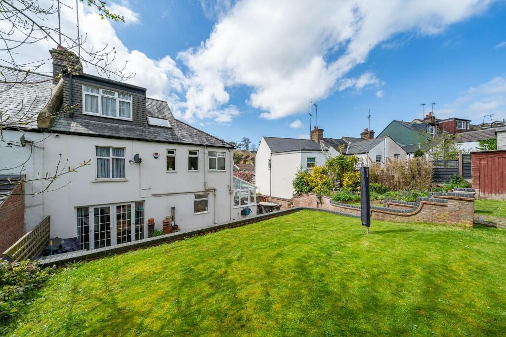 5 bedroom character property for sale in Boxmoor, Hemel Hempstead