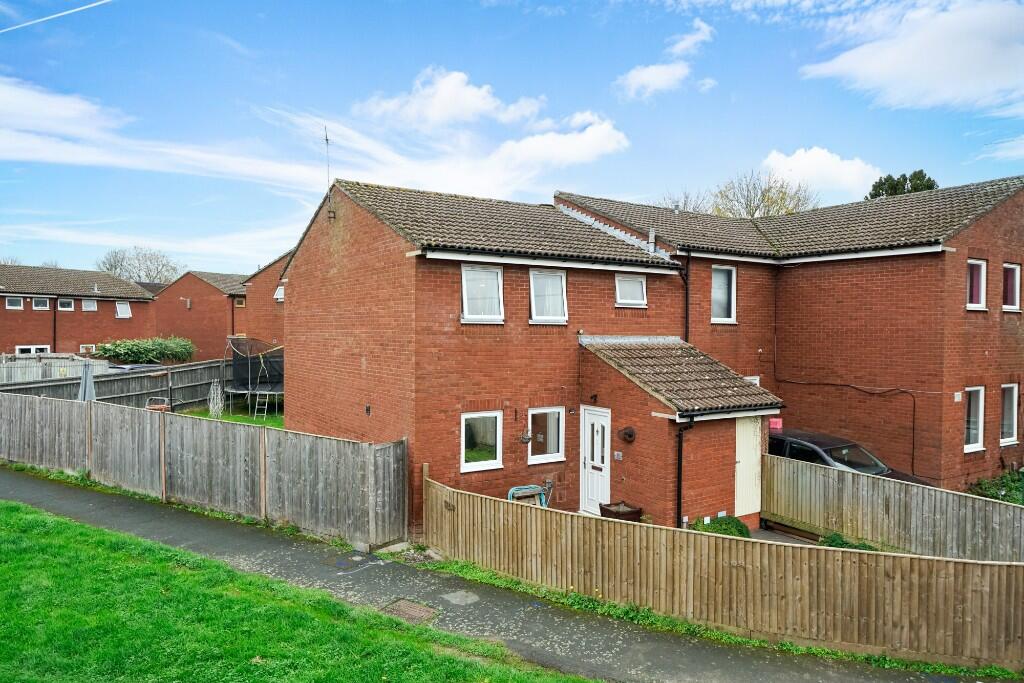 Main image of property: Welland Road, Aylesbury, Bucks, HP21 9NN