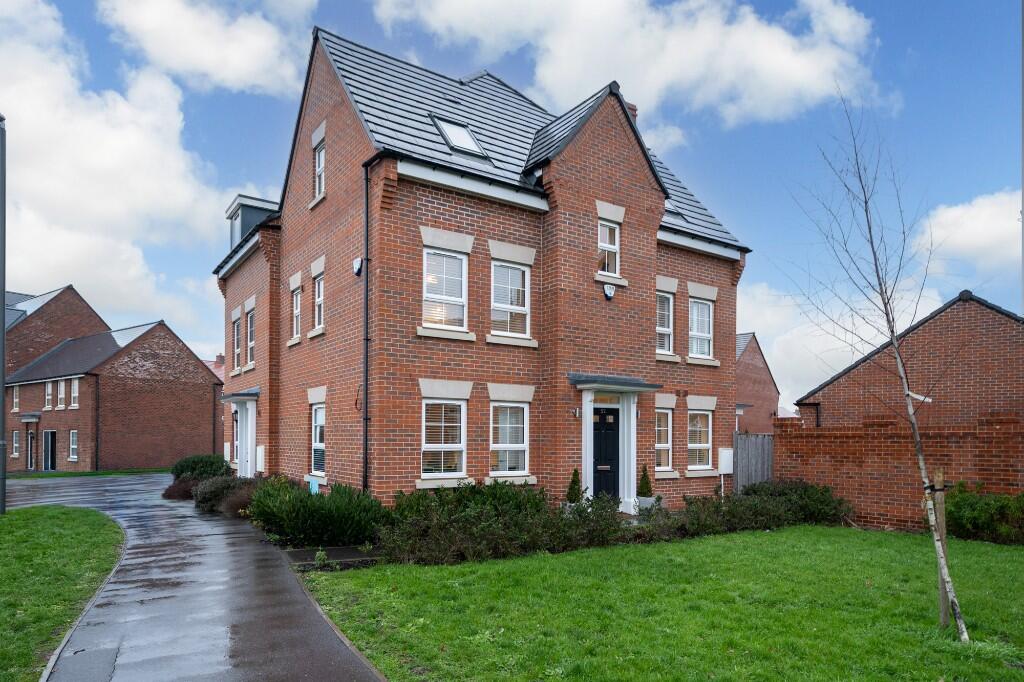 Main image of property: Armstrongs Fields, Aylesbury, Bucks, HP22 7BR