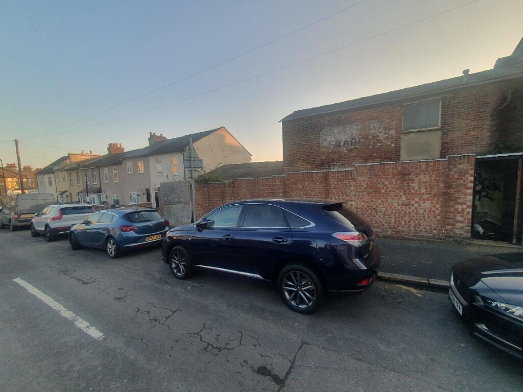 Main image of property: Seymour Place, London, SE25