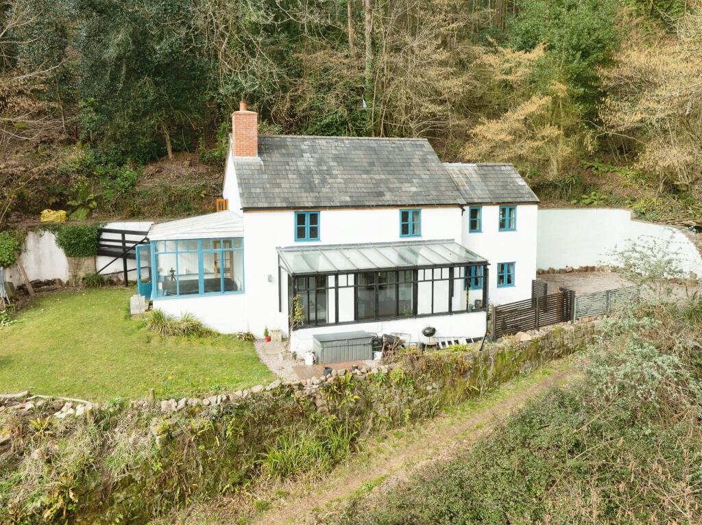 Main image of property: Sibrwd-Y-Coed, Llandogo, Monmouth