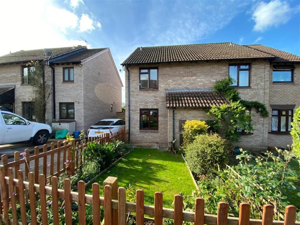 2 bedroom semidetached house for sale in Heath Street, Wyesham