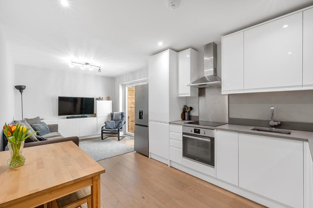 Main image of property: Longmans Mews, Raynes Park, London, SW20 8DH