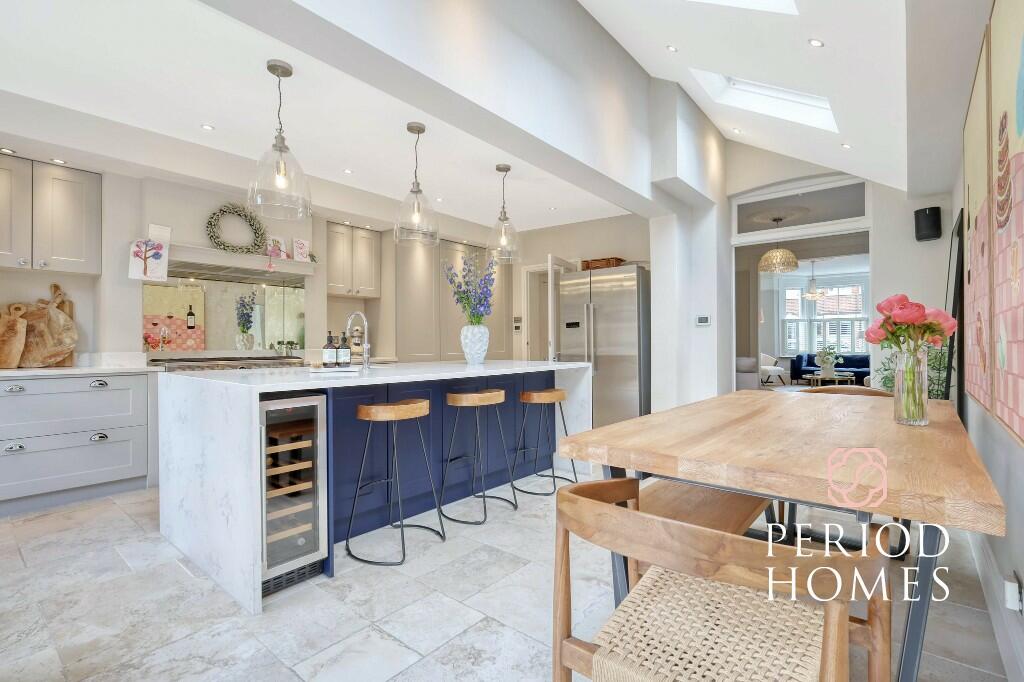 Additional property image - St. Thomas Road, Brentwood