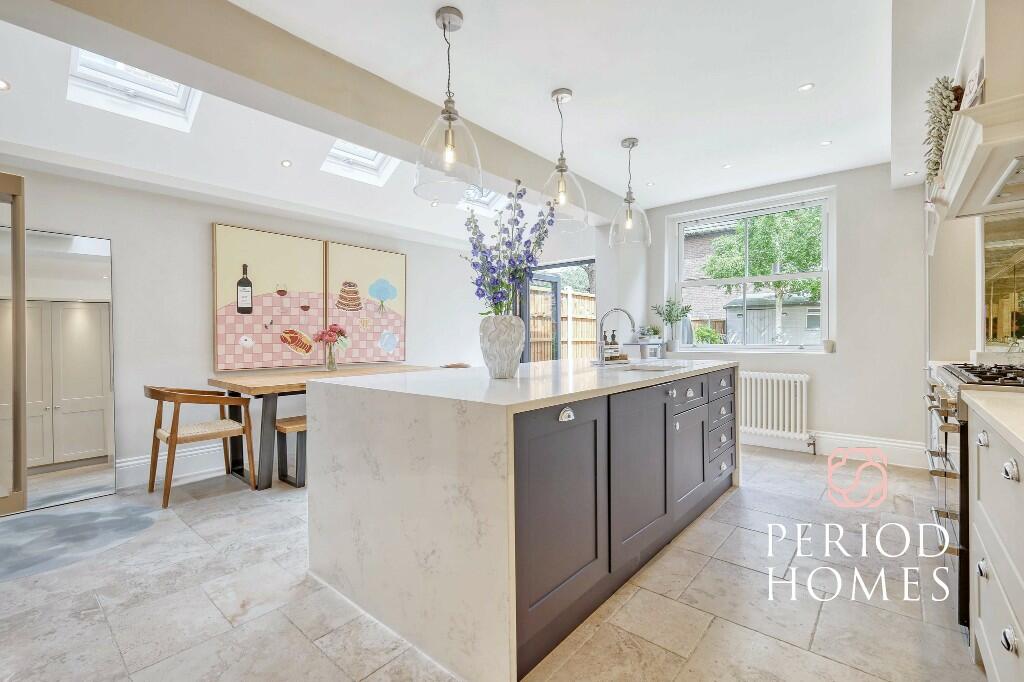 Additional property image - St. Thomas Road, Brentwood