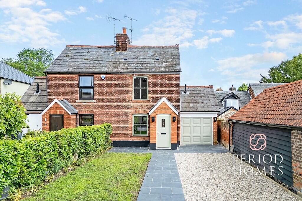 2 bedroom semidetached house for sale in Chancery Place, Writtle, CM1